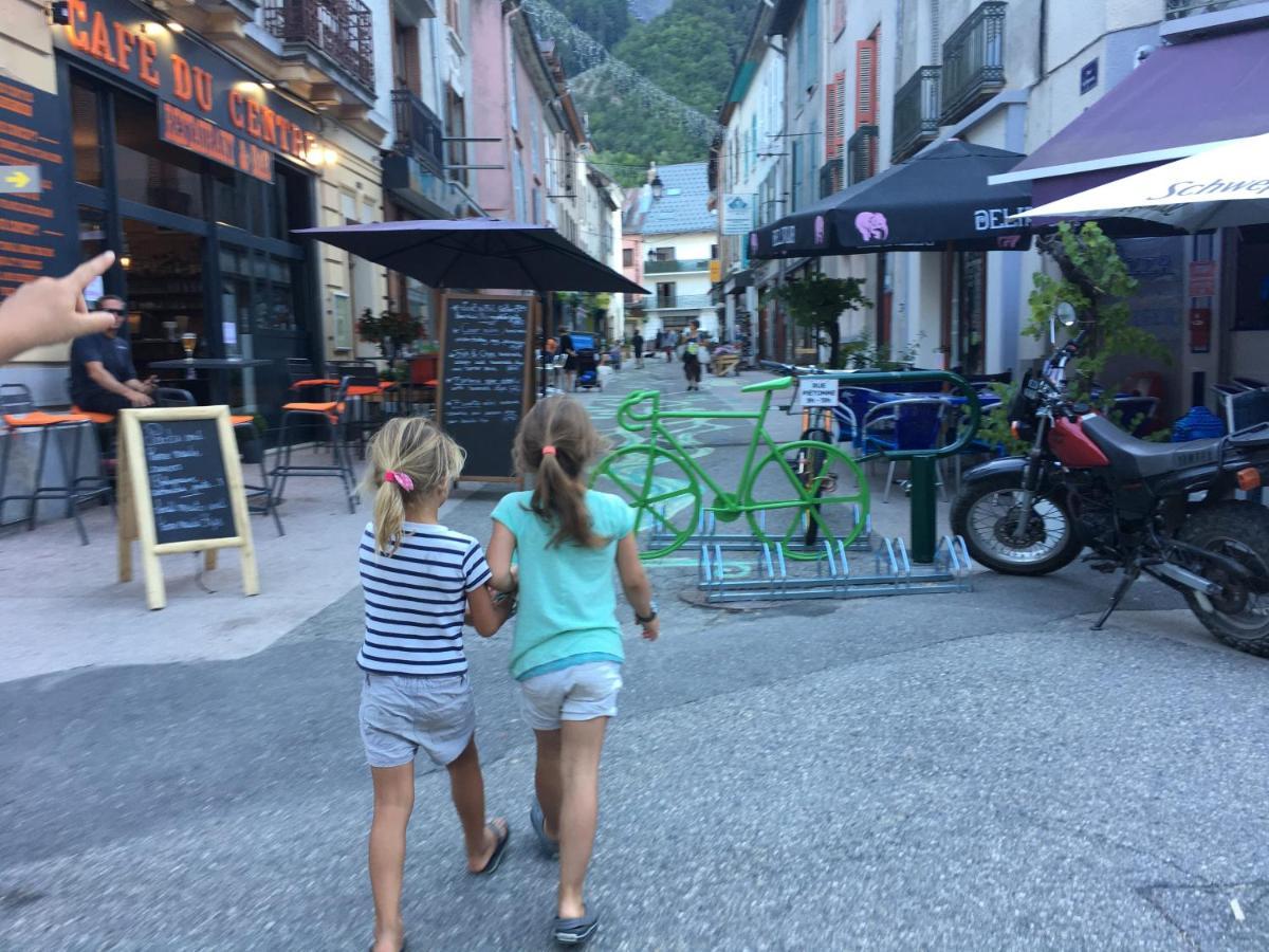 Bourg D'oisans Centre - Résidence La Meije - Idéal Pour Cyclistes Et Randonneurs ! Appartamento Le Bourg-dʼOisans